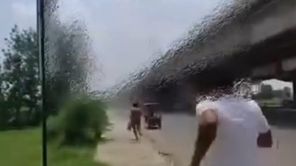 हापुड़ होटल एक्स्ट्रा मेरिटल अफेयर कांड