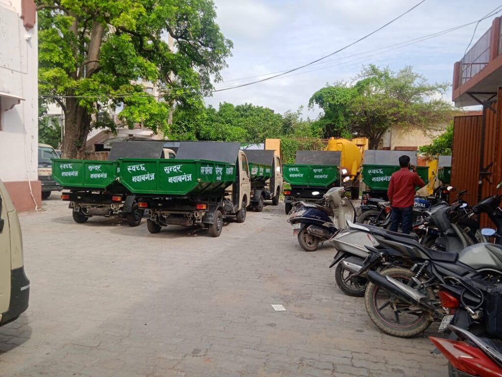 Barabanki बिना नंबर प्लेट दौड़ रहे नगर पालिका नवाबगंज के 90 प्रतिशत वाहन 