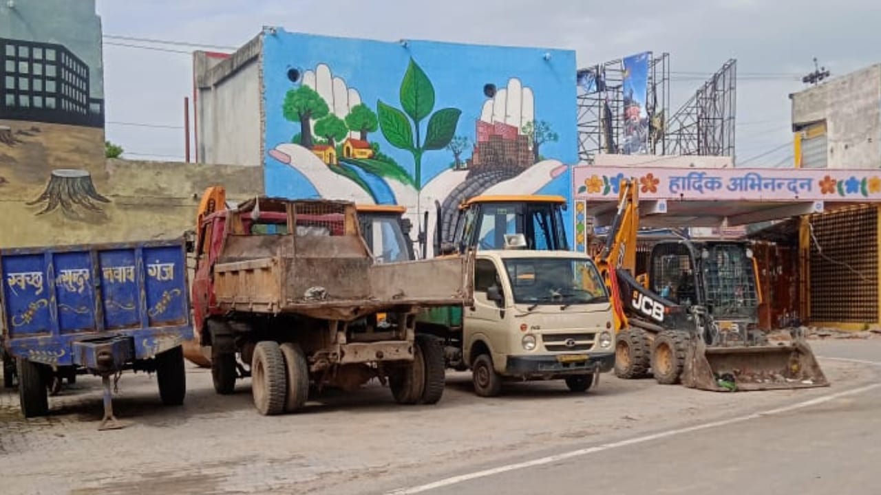 Barabanki बिना नंबर प्लेट दौड़ रहे नगर पालिका नवाबगंज के 90 प्रतिशत वाहन