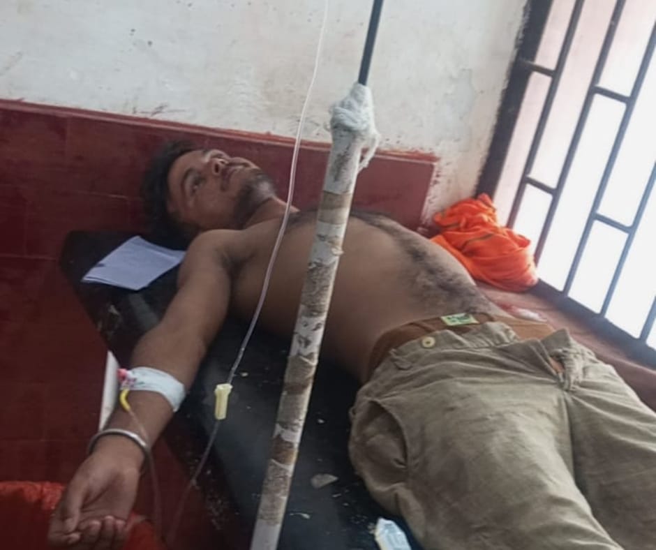 Barabanki: पत्नी से विवाद के बाद पति ने उठाया आत्मघाती कदम, कीटनाशक खाने से बिगड़ी हालत, डॉक्टरों की निगरानी में चल रहा उपचार