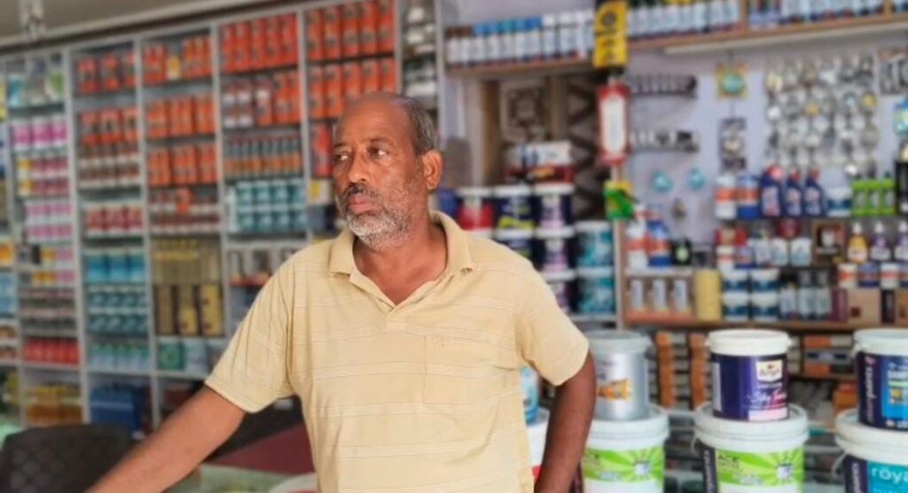 Barabanki News: पुलिस चौकी से चंद कदमों पर दुकान का शटर तोड़कर चोरी – व्यापारी त्रस्त, पुलिस वसूली में मस्त