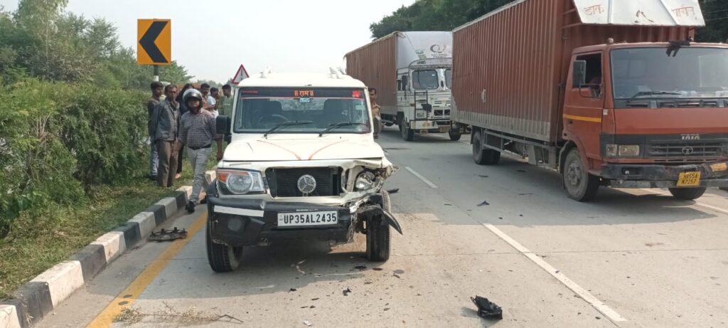 Barabanki: जानलेवा हमले की शिकायत लेकर थाने जा रहे युवक को बोलेरो ने मारी जोरदार टक्कर, मौके पर मौत