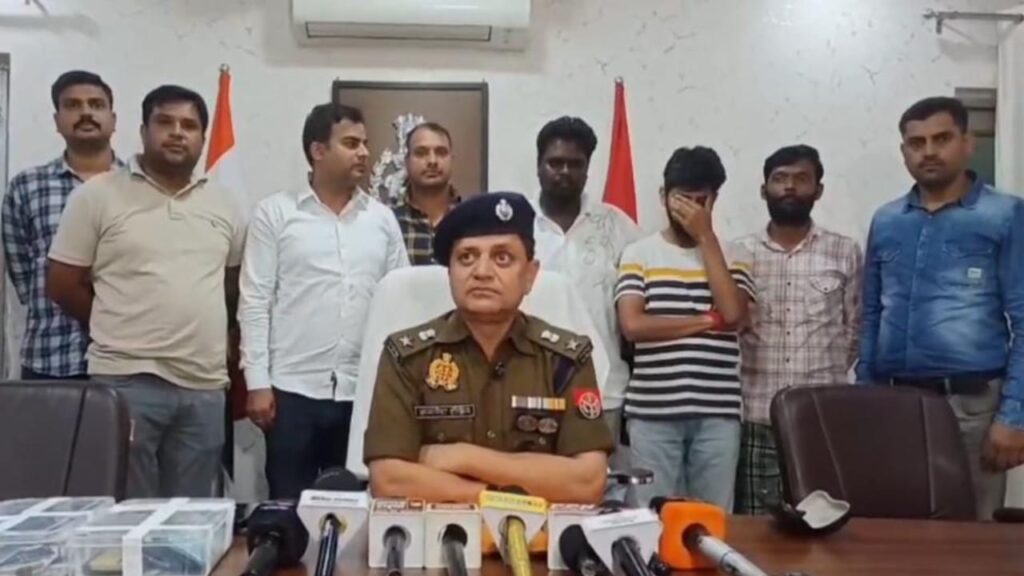 Lucknow: करोड़ों की साइबर ठगी का भंडाफोड़ — निजी बैंक का डिप्टी ब्रांच मैनेजर समेत तीन गिरफ्तार