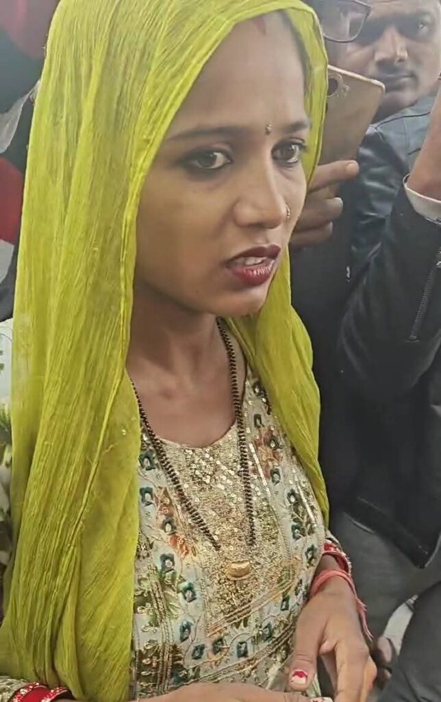 Barabanki: ई-रिक्शा में सवार होकर घर जा रही महिला से लाखों की टप्पेबाजी, एक आरोपी गिरफ्तार