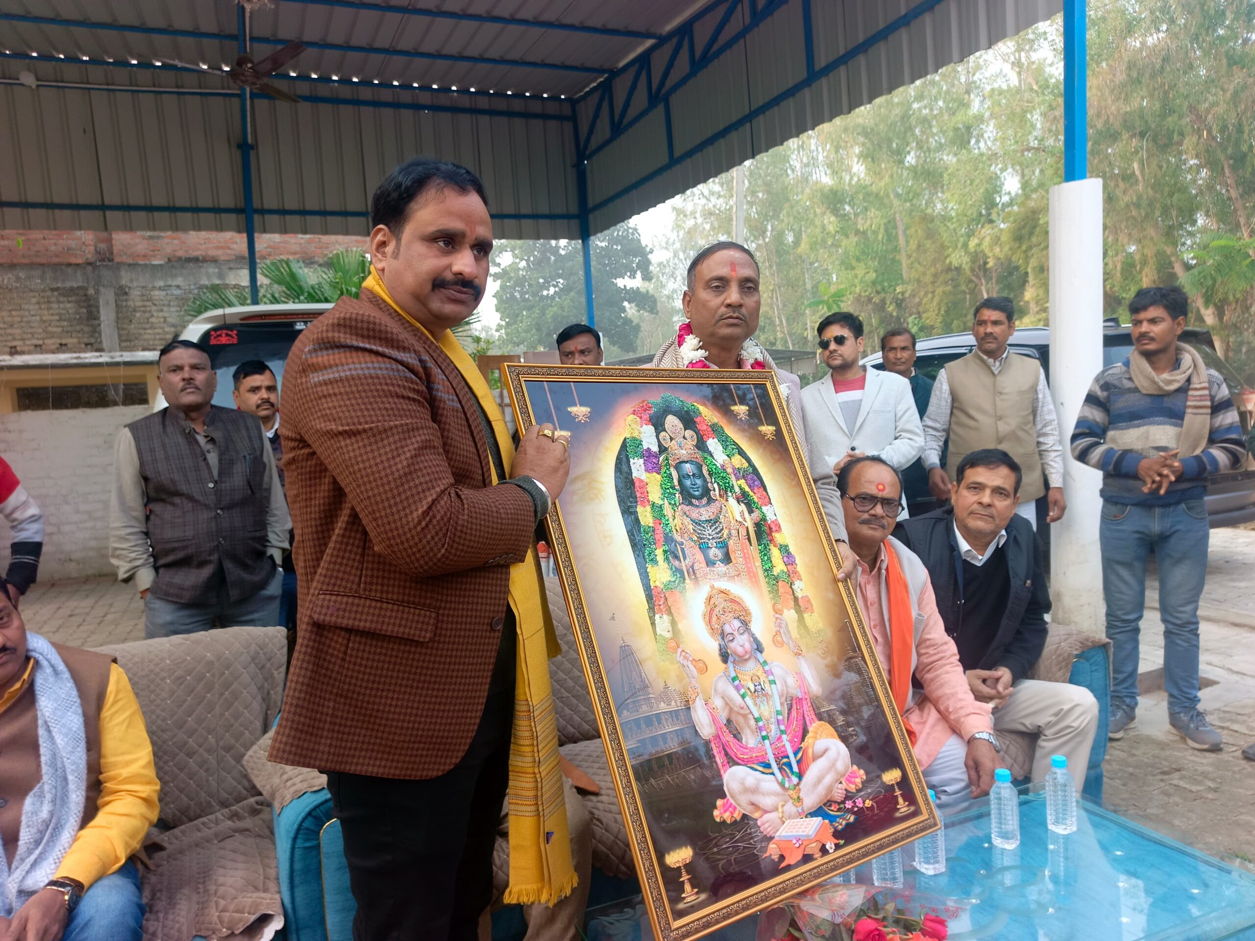 Barabanki: गगनभेदी नारों और पुष्पवर्षा के बीच नवनियुक्त भाजपा जिलाध्यक्ष का जगह-जगह हुआ भव्य स्वागत