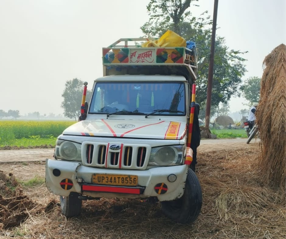 Barabanki: लकड़ी लदी पिकअप ने घर के बाहर आग ताप रहे 13 वर्षीय किशोर को रौंदा, मौके पर दर्दनाक मौत, परिवार में मचा कोहराम