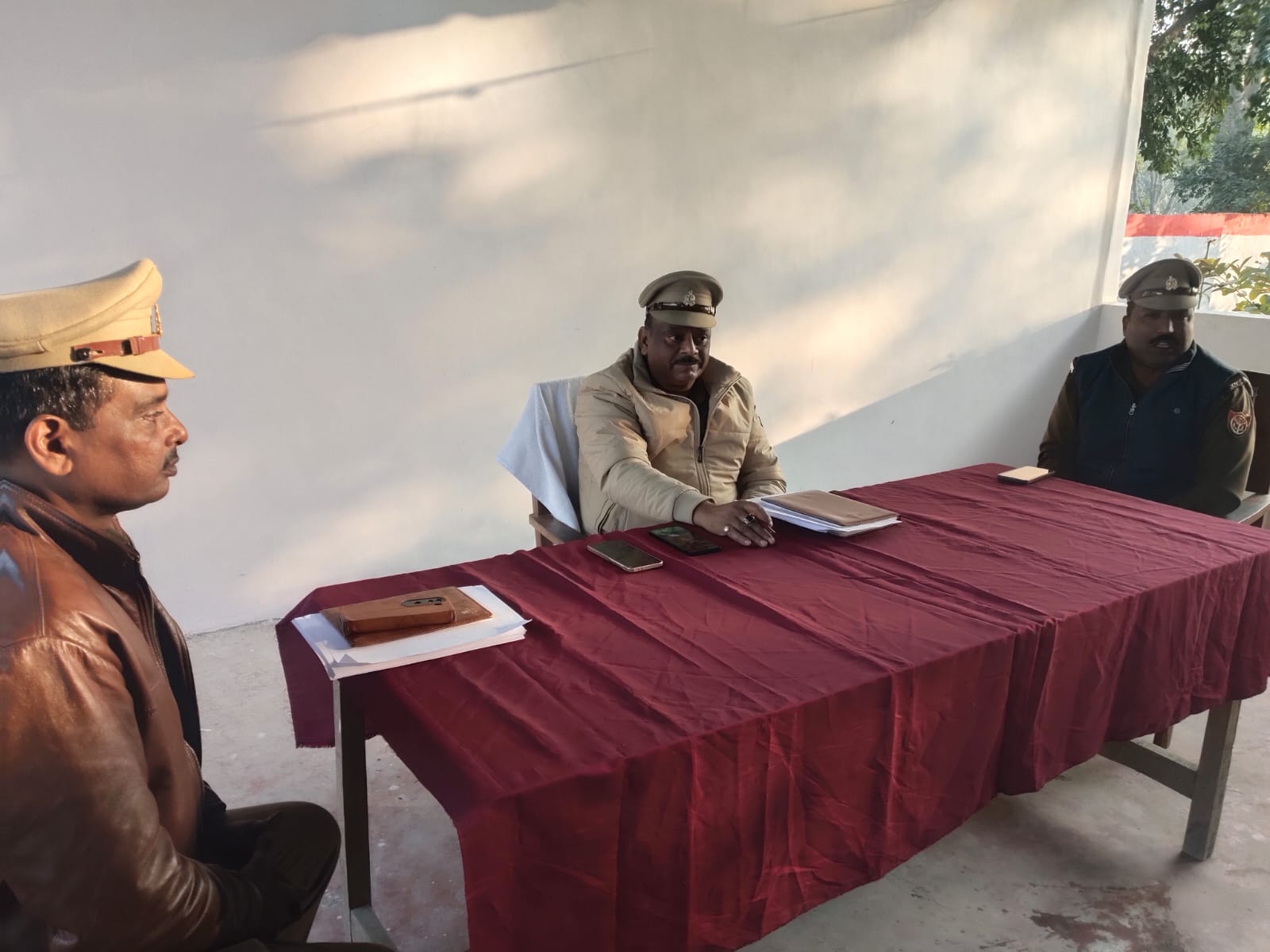 Barabanki: थाना प्रभारी यशकांत सिंह ने ग्राम प्रधानों व सभासदों के साथ की बैठक, कानून व्यवस्था पर दिया जोर