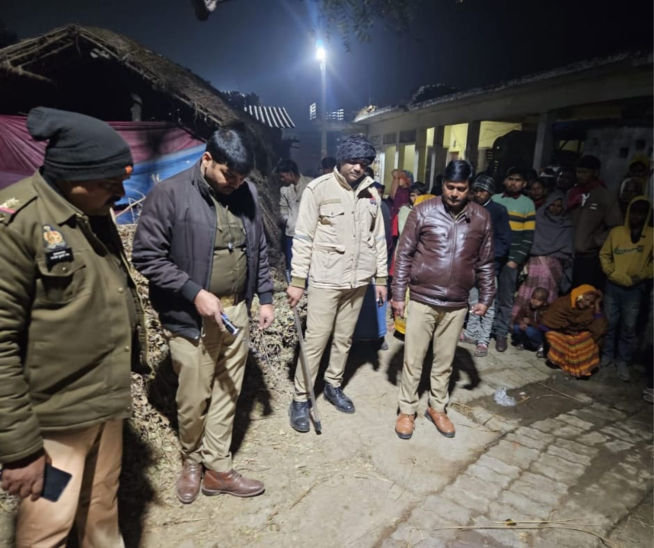 Barabanki News: तेरहवीं भोज से लौट रहे युवक को मारी गोली, गंभीर हालत में जिला अस्पताल रेफर; सुलह से इंकार बना हमले की वजह