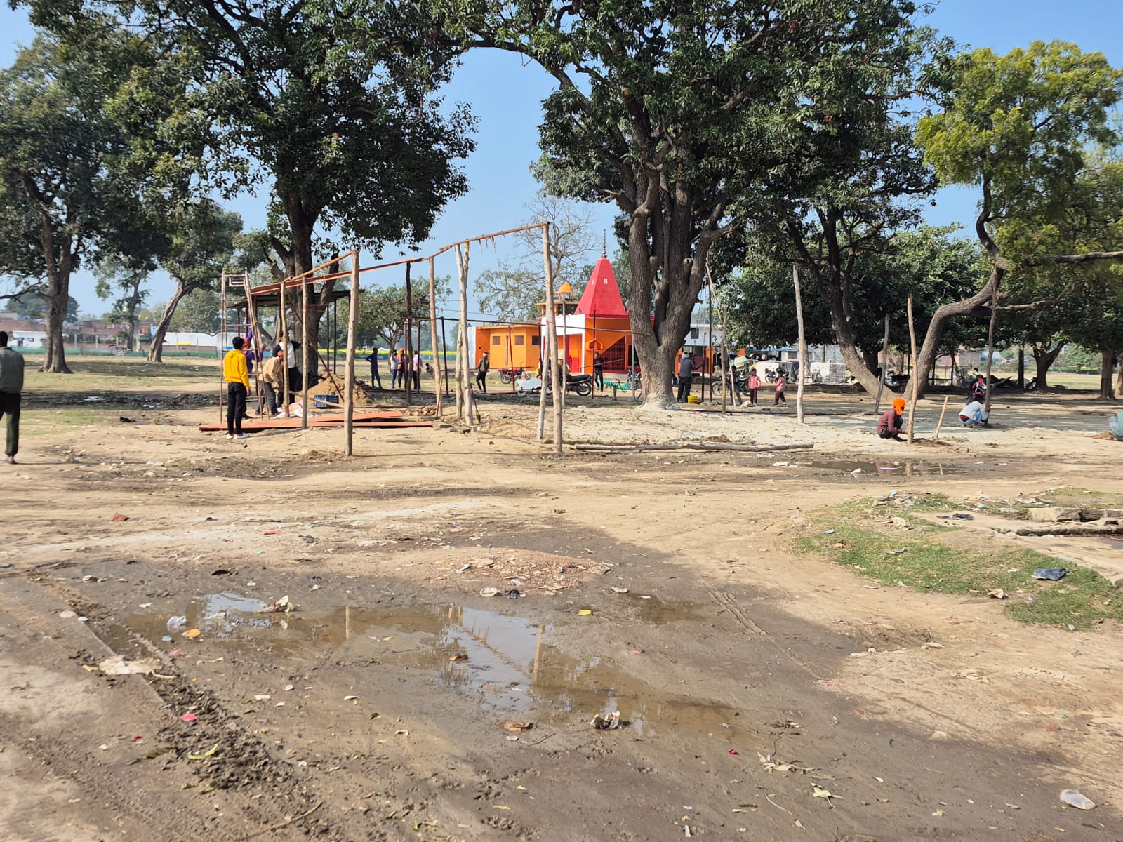 Barabanki News: महादेवा धाम का फाल्गुनी मेला 5 फरवरी से, डीएम के कड़े निर्देशों के बाद भी तैयारियों में भारी लापरवाही; 7 दिन शेष फिर भी व्यवस्थाएं अधूरी