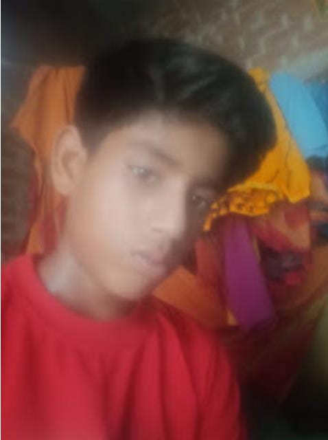 Barabanki: आर्थिक तंगी ने मातम में बदली त्योहार की खुशियां, नए कपड़े न मिलने से आहत किशोर ने फांसी लगाकर दी जान, परिवार में कोहराम