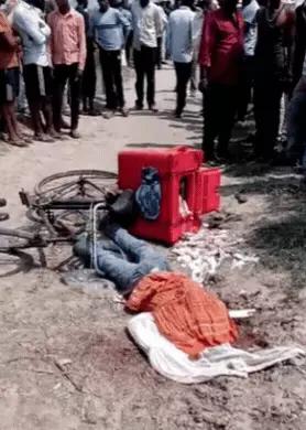 Barabanki में दिल दहला देने वाली वारदात: आइसक्रीम बेचने आए युवक की चापड़ से गला काटकर हत्या, आरोपी ने सिर जलाने की भी की कोशिश