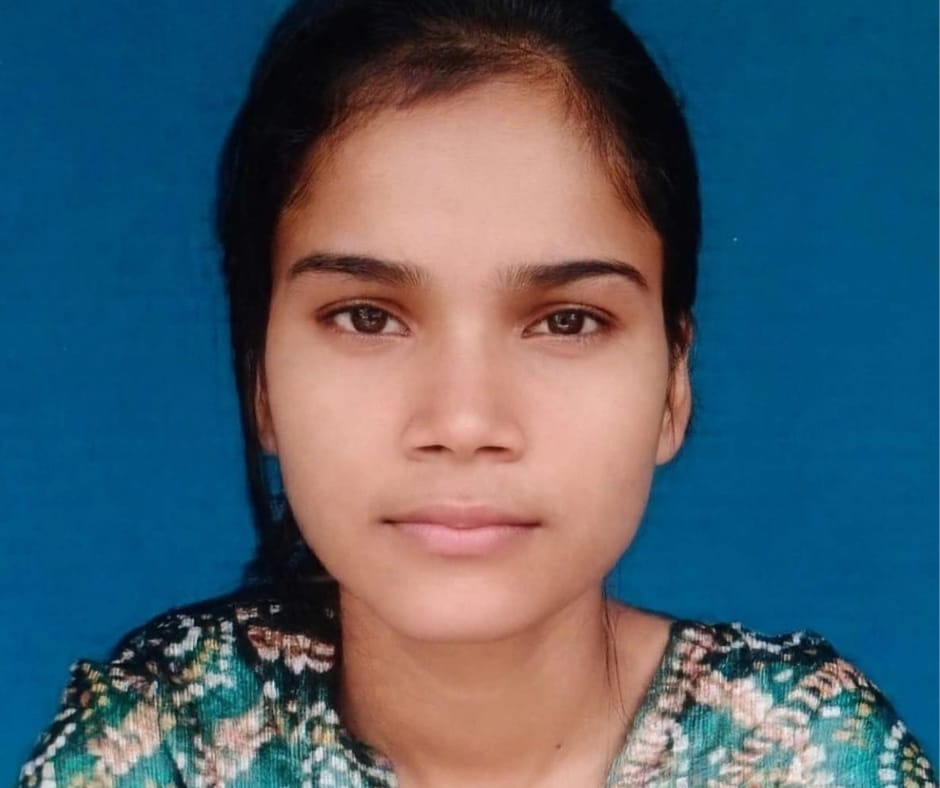 बाराबंकी बीए छात्रा का शव